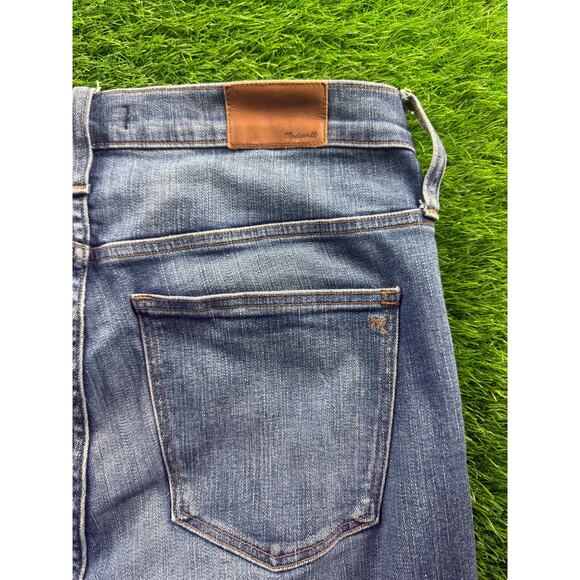 Madewell Womens Slim Straight Jeans Button Fly Lt Blue Wash Sz 32 Distressed Hem - Picture 3 of 15